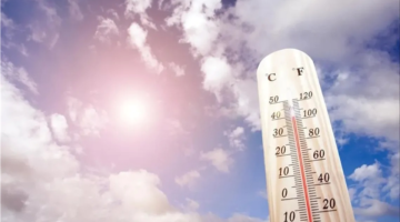 رياح وأمطار خفيفة تضرب عدة مناطق والصغرى بالقاهرة 11 درجة